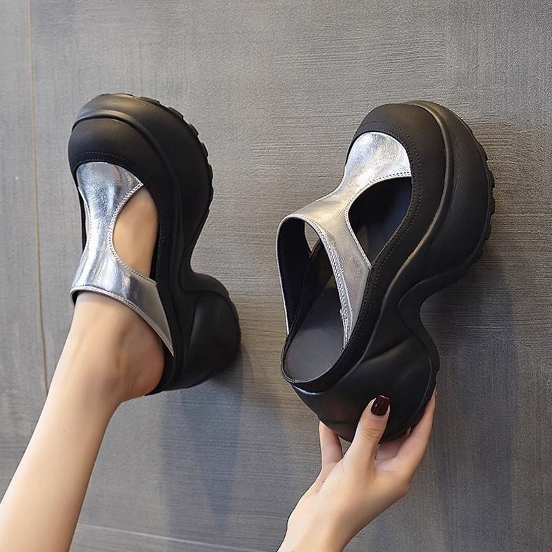 Chinelo Nuvem Feminino, Sandál - Home Outside Bathroom avaliação e preço