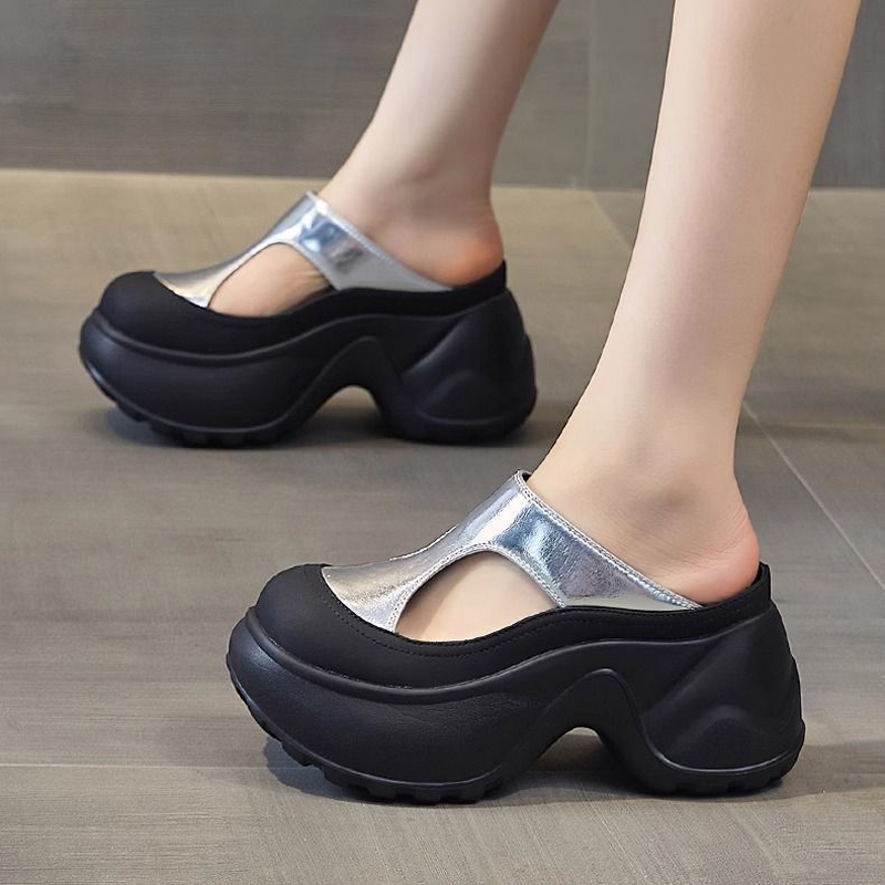 Chinelo Nuvem Feminino, Sandál - Home Outside Bathroom avaliação e preço